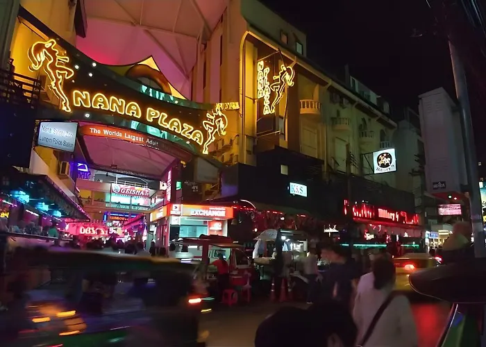 On Sukhumvit 11 Bts Nana 아파트